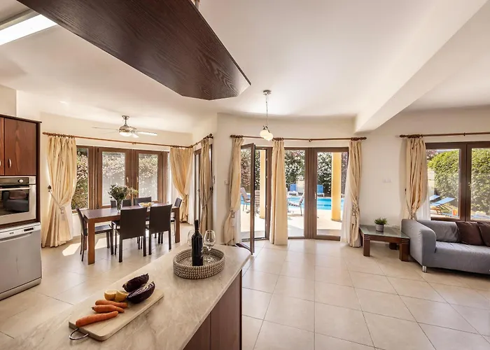 Tsikkos Dio Villa Limassol