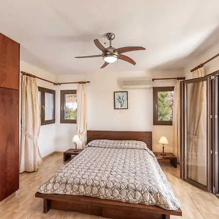 Villa Tsikkos Dio Limassol