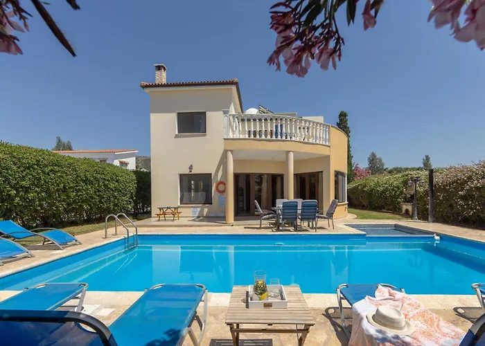 Tsikkos Dio Vila Lemesos